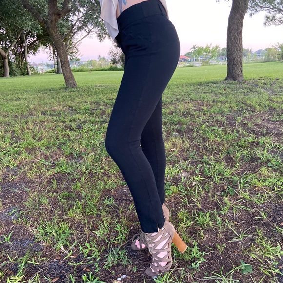 SOLD Candie’s Ankle Black Pants Skinny Size 1 - Picture 3 of 5